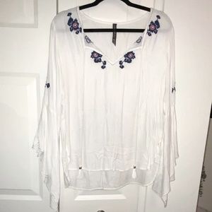Embroidered Lightweight Top